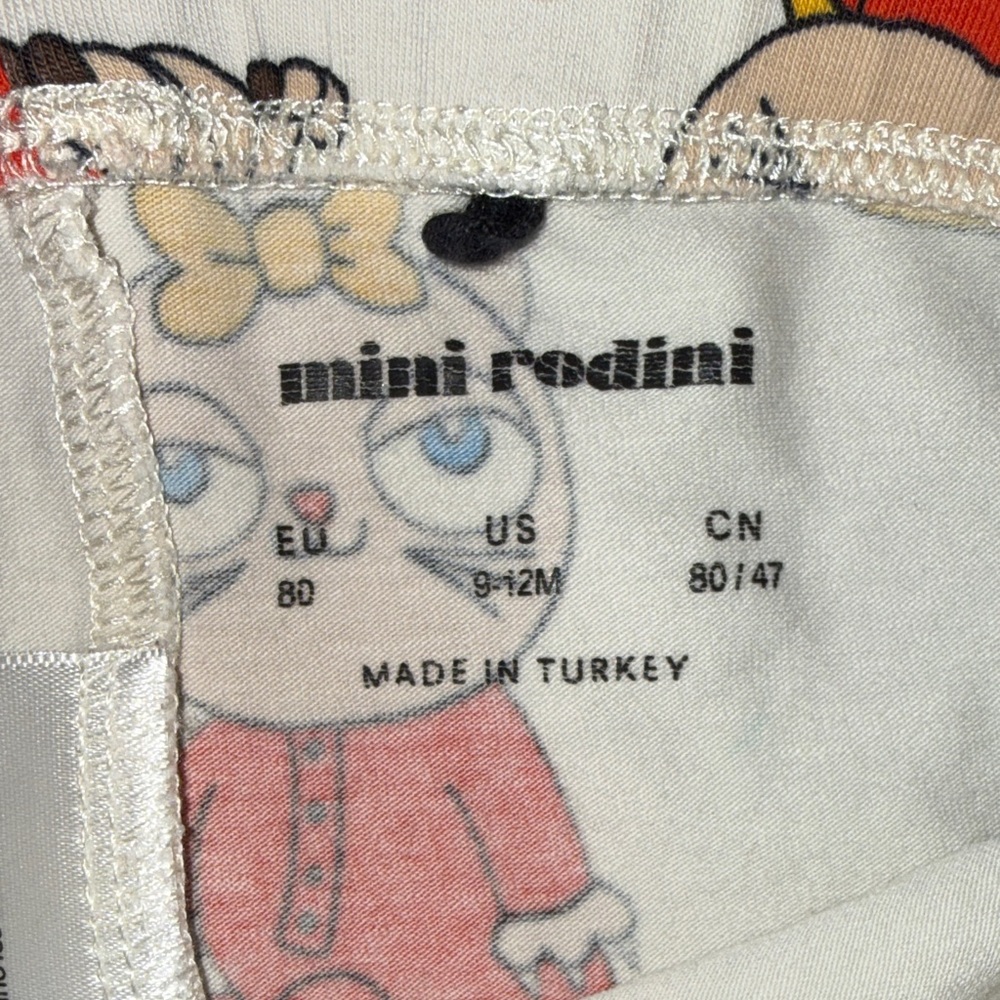 Mini Rodini Cream Leggings with Dog and Cat Print - Picture 2 of 2